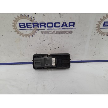 Recambio de mando elevalunas delantero derecho para land rover range rover sport referencia OEM IAM YUD501070PVJ  