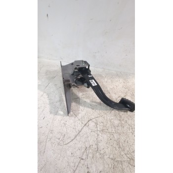 Recambio de pedal embrague para hyundai i20 iii (bc3, bi3) 1.0 t-gdi referencia OEM IAM 32802Q0300  