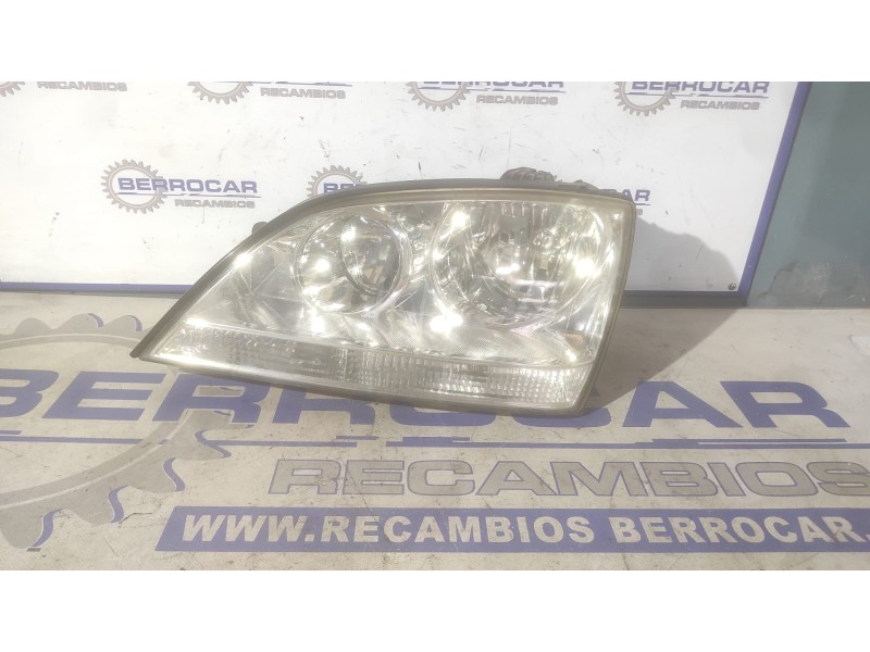 Recambio de faro izquierdo para kia sorento 2.5 crdi cat referencia OEM IAM 83580853  