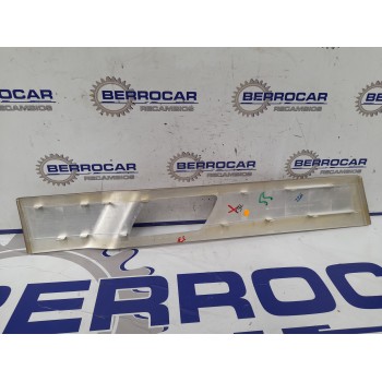 Recambio de moldura lateral para land rover range rover sport referencia OEM IAM 5H3B237B04AA  