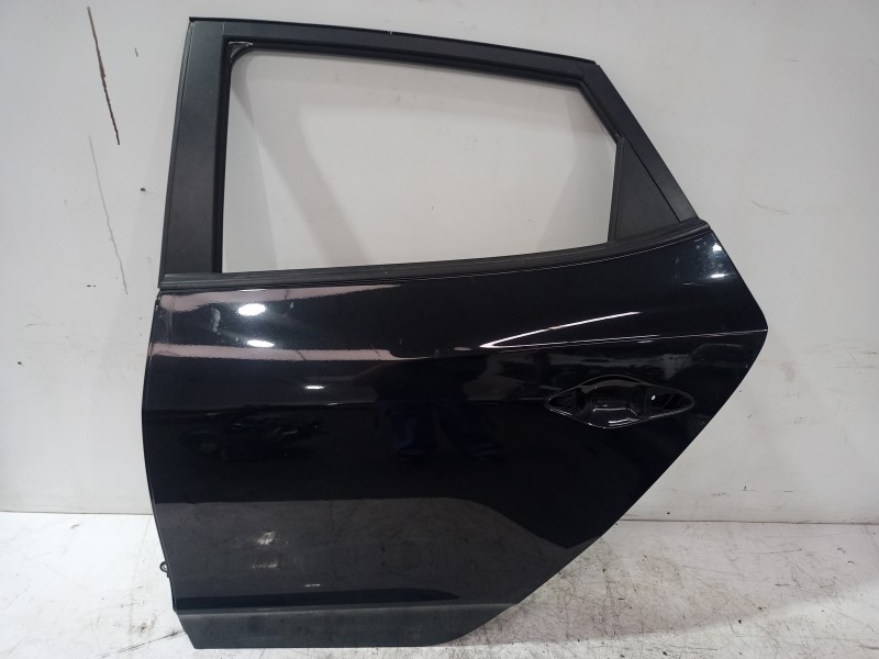 Recambio de puerta trasera izquierda para hyundai ix35 (lm, el, elh) 2.0 crdi 4wd referencia OEM IAM 770032Y000  