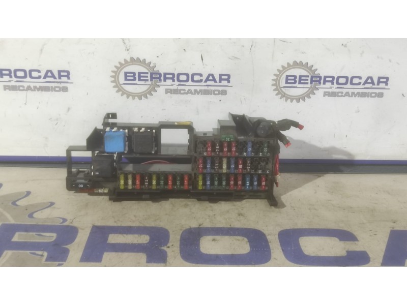 Recambio de caja reles / fusibles para mercedes-benz clase a (w168) 1.4 cat referencia OEM IAM A0025422519  
