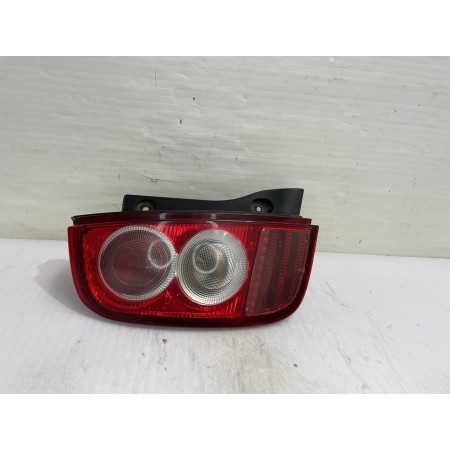 Recambio de piloto trasero izquierdo para nissan micra (k12e) acenta referencia OEM IAM 26559AX720  