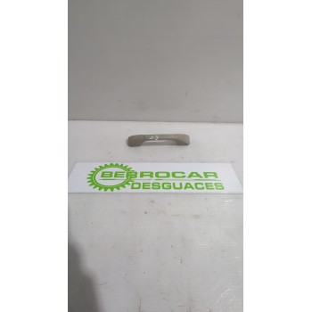 ASIDERO TECHO DELANTERO DERECHO 739409193R 