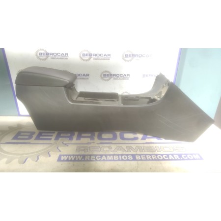 Recambio de apoyabrazos central para mazda 3 berlina (bk) referencia OEM IAM BP4K64361  