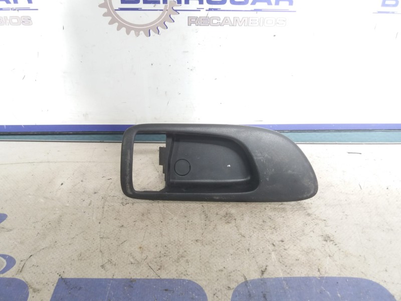 Recambio de moldura interior para mazda 3 berlina (bk) referencia OEM IAM MOLDURA INTERIOR MAZDA  