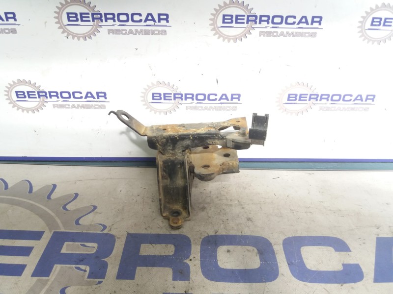 Recambio de soporte motor para peugeot 107 1.0 cat (384f) referencia OEM IAM 1237200010  