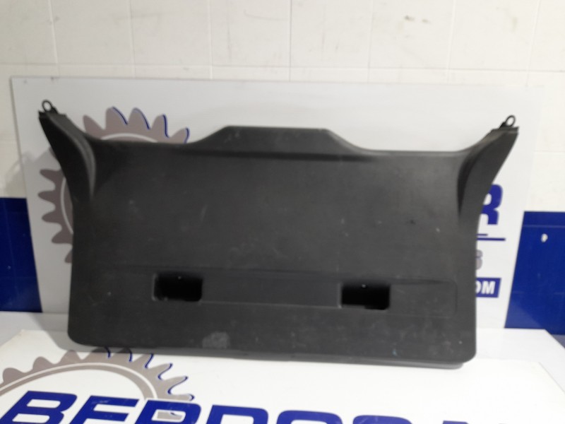 Recambio de guarnecido porton trasero para opel zafira a elegance referencia OEM IAM 90580321  