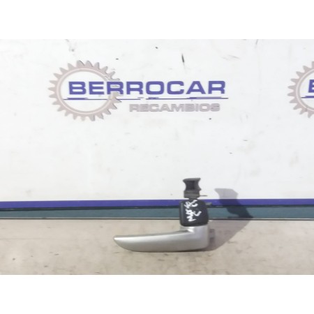 Recambio de maneta interior delantera derecha para mazda 3 berlina (bk) referencia OEM IAM   