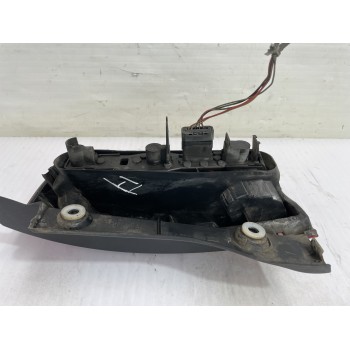 Recambio de piloto trasero izquierdo para nissan micra (k12e) acenta referencia OEM IAM 26559AX720  