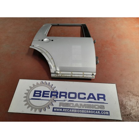 Recambio de puerta trasera derecha para land rover discovery referencia OEM IAM   