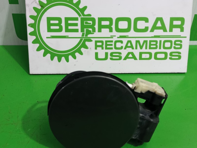 Recambio de tapa exterior combustible para opel insignia berlina 2.0 cdti cat referencia OEM IAM 13244482  