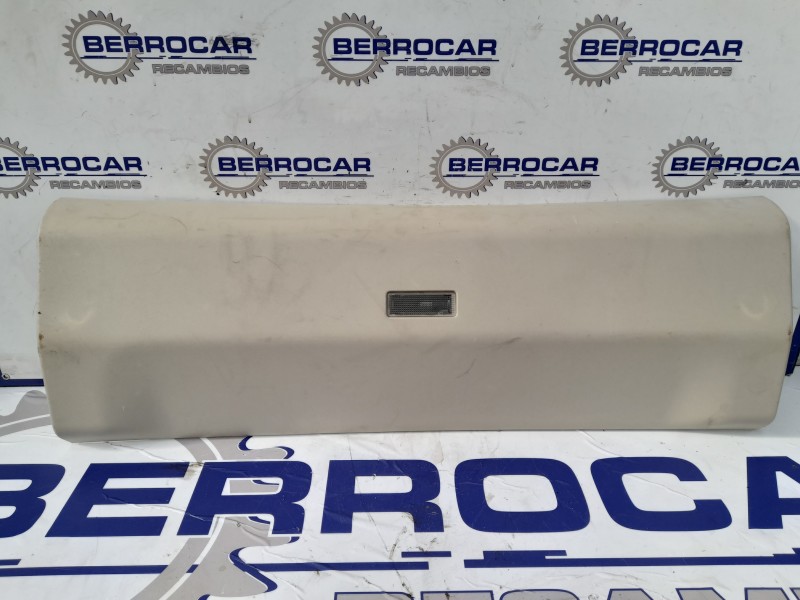 Recambio de moldura interior para land rover discovery referencia OEM IAM 630240000  