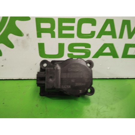 Recambio de motor apertura trampillas climatizador para opel insignia berlina 2.0 cdti cat referencia OEM IAM 52432102R0  