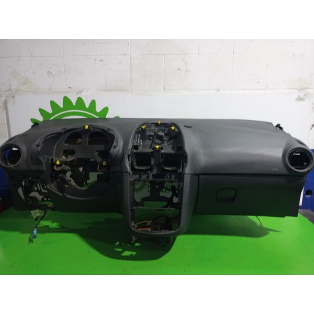 Recambio de salpicadero para opel corsa d 1.3 16v cdti referencia OEM IAM 7208828  