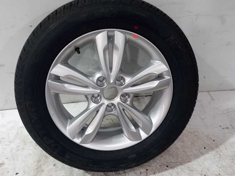 Recambio de rueda repuesto para hyundai ix35 (lm, el, elh) 2.0 crdi 4wd referencia OEM IAM 529102S200  