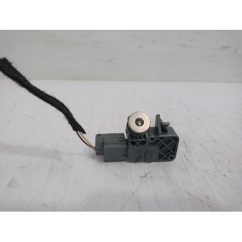Recambio de sensor para renault scenic iii bose edition referencia OEM IAM 988300005R  