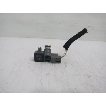Recambio de sensor para renault scenic iii bose edition referencia OEM IAM 988300005R  