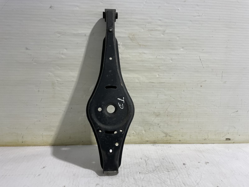 Recambio de brazo suspension trasero derecho para skoda yeti active referencia OEM IAM 1K0505311AB  