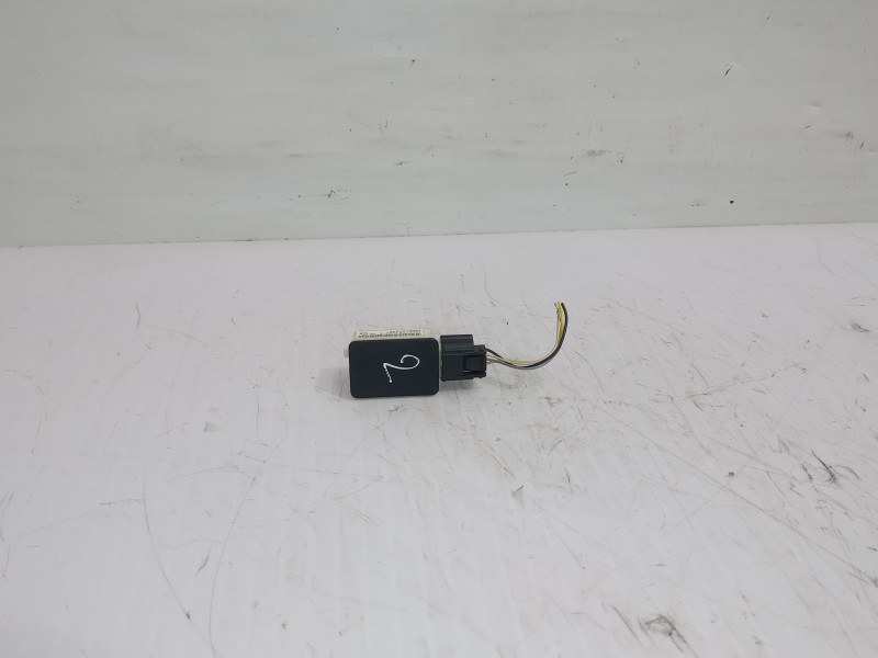 Recambio de sensor para renault scenic iii bose edition referencia OEM IAM 988809284R  