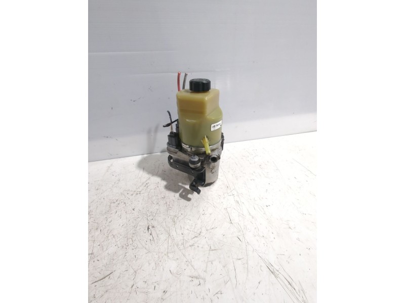Recambio de bomba servodireccion para ford focus c-max (dm2) 2.0 tdci referencia OEM IAM 1357374  