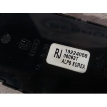 Recambio de mando elevalunas delantero izquierdo para opel vectra c caravan referencia OEM IAM 13224058  