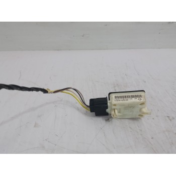 Recambio de sensor para renault scenic iii bose edition referencia OEM IAM 988809284R  