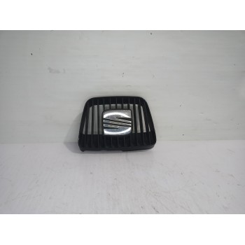 Recambio de rejilla para seat ibiza (6k1) stella referencia OEM IAM 6K0853654D  