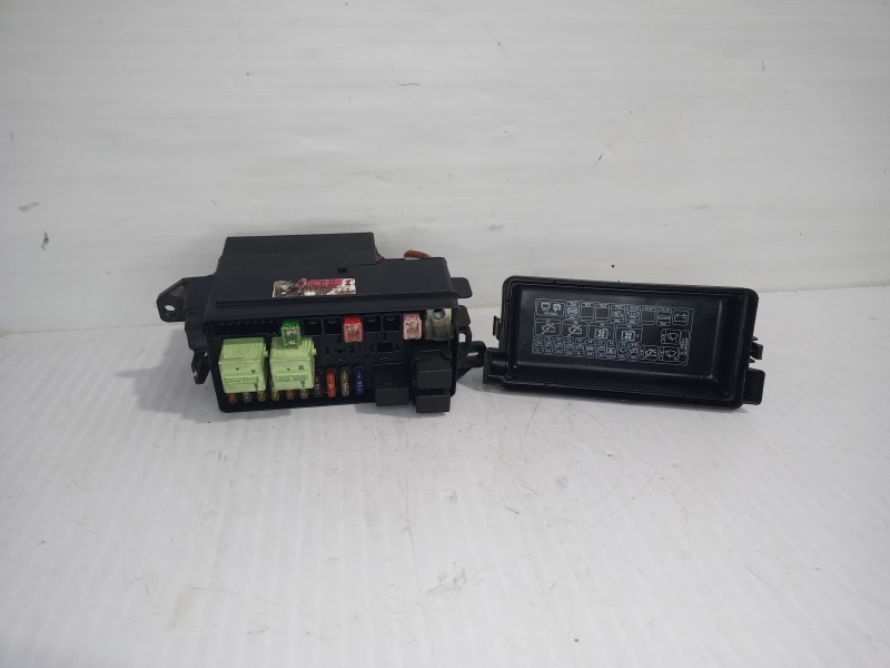 Recambio de caja reles / fusibles para mini mini (r56) cooper referencia OEM IAM 344950402  