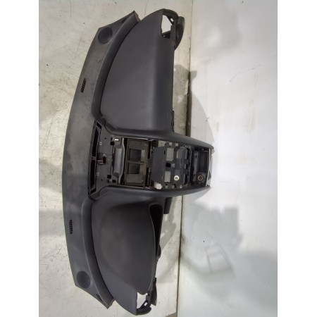 Recambio de salpicadero para peugeot 407 (6d_) 2.0 hdi 135 (6drhrh, 6drhre, 6drhrg, 6drhrj) referencia OEM IAM 8211HW  