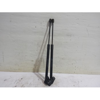 Recambio de amortiguadores maletero / porton para hyundai ix35 (lm, el, elh) 2.0 crdi 4wd referencia OEM IAM 817702Y000  