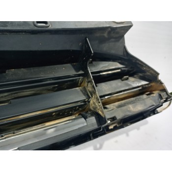 Recambio de rejilla delantera para mini mini (r56) cooper referencia OEM IAM 51112752363  