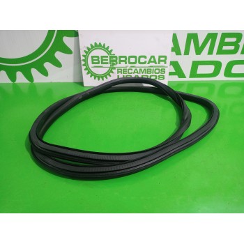 Recambio de goma contorno para opel insignia berlina 2.0 cdti cat referencia OEM IAM 22804656  