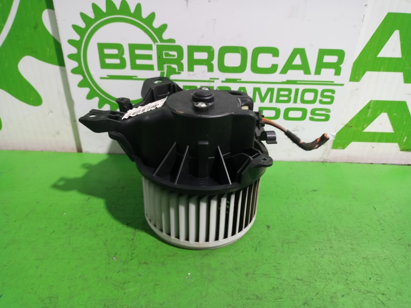 Recambio de motor calefaccion para opel corsa d 1.3 16v cdti referencia OEM IAM 1845113  