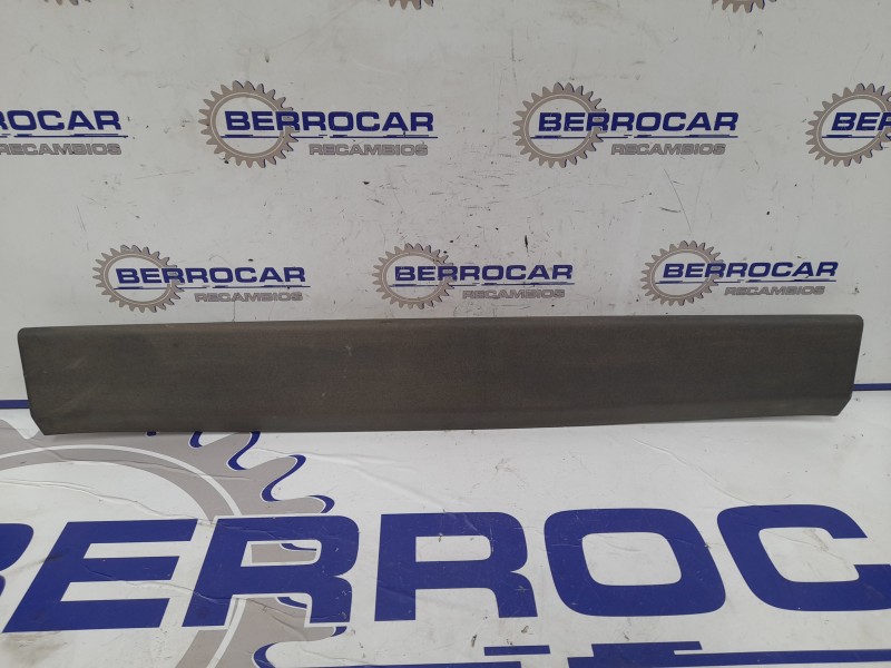 Recambio de molduras traseras para land rover range rover sport referencia OEM IAM CH3242B36A  