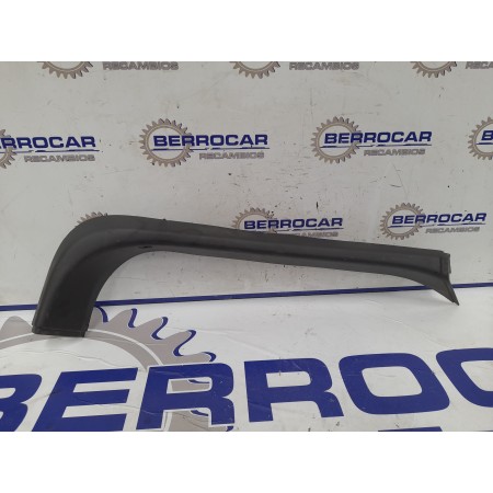 Recambio de molduras traseras para land rover range rover sport referencia OEM IAM DED500051XXX  