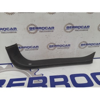 Recambio de moldura lateral para land rover range rover sport referencia OEM IAM DED500041XXX  