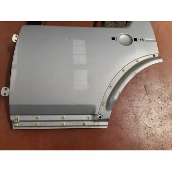 Recambio de puerta trasera izquierda para land rover discovery referencia OEM IAM   