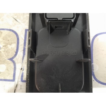 Recambio de mando elevalunas delantero derecho para peugeot 5008 2.0 blue-hdi fap referencia OEM IAM 96650618ZD  