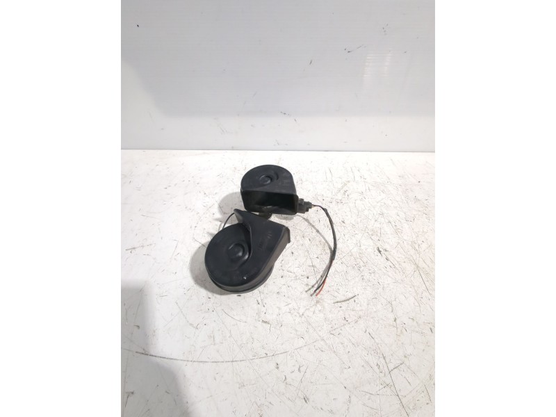 Recambio de claxon para ford focus c-max (dm2) 2.0 tdci referencia OEM IAM E30055306  