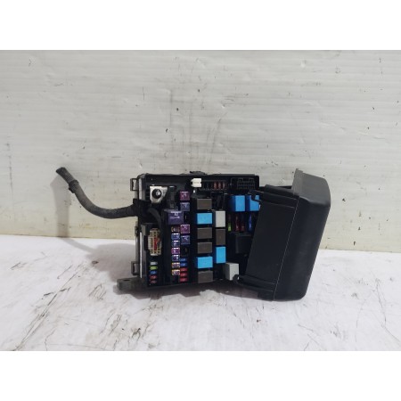 Recambio de caja reles / fusibles para hyundai ix35 (lm, el, elh) 2.0 crdi 4wd referencia OEM IAM 919502S010  