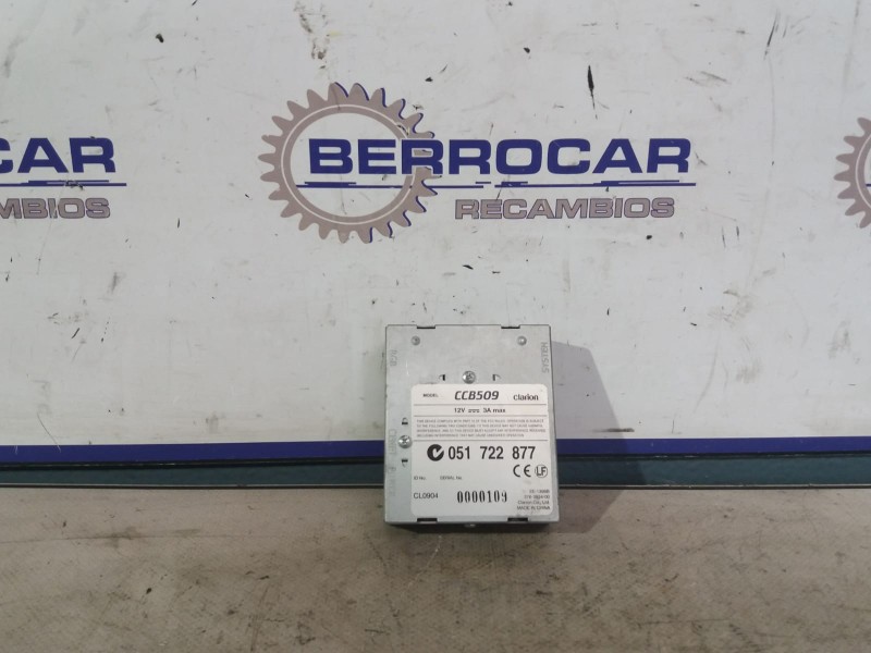 Recambio de sistema audio / radio cd para audi a6 berlina (4b2) 2.5 v6 24v tdi referencia OEM IAM 051722877  