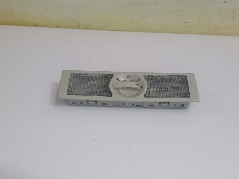 Recambio de luz interior para volkswagen polo (6c1) advance bluemotion referencia OEM IAM 6Q0947291A  