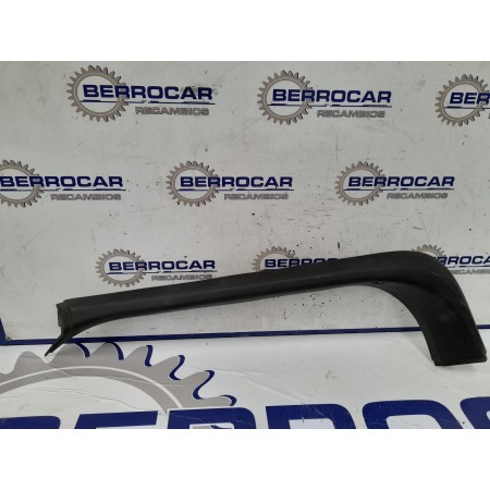Recambio de moldura paragolpes para land rover range rover sport referencia OEM IAM RHSDED500041XXX  