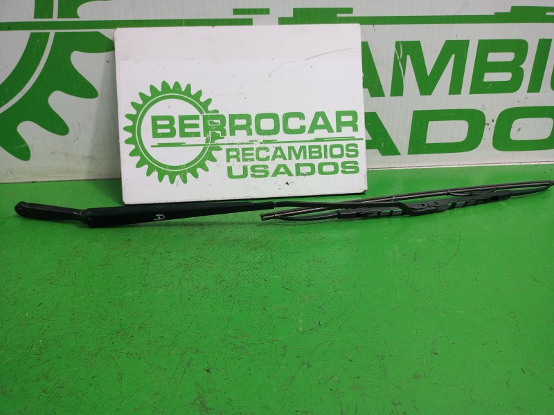 Recambio de brazo limpia delantero derecho para ford focus berlina (cak) ambiente referencia OEM IAM XS4117526BC  