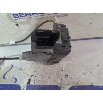 Recambio de cerradura puerta delantera izquierda para peugeot 5008 2.0 blue-hdi fap referencia OEM IAM 833318  