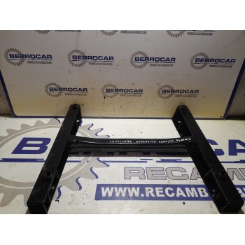 Recambio de soporte para volkswagen caddy ka/kb (2k) 1.9 tdi referencia OEM IAM 2K0881033E01A  