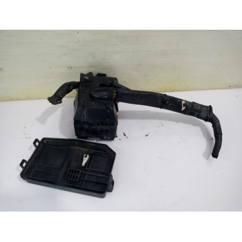 Recambio de caja reles / fusibles para ford mondeo berlina (ge) ghia (06.2003) (d) referencia OEM IAM 71543256  