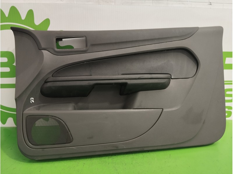 Recambio de guarnecido puerta delantera derecha para ford focus berlina (cap) 1.6 16v cat referencia OEM IAM 4M51B23942A  