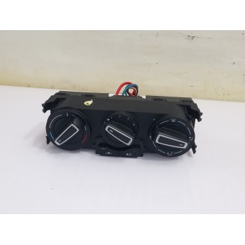 Recambio de mando calefaccion / aire acondicionado para volkswagen polo (6c1) advance bluemotion referencia OEM IAM 6C0820045  